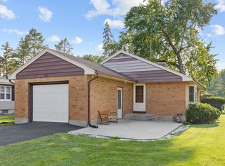 127 Carpenter Blvd, Carpentersville, IL 60110