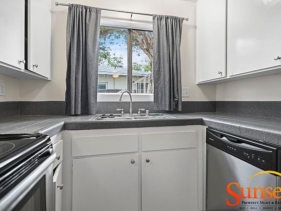 5th image of 1539 Grand Ave APT 2