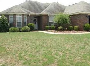 1076 E Poplar St, Prattville, AL 36066