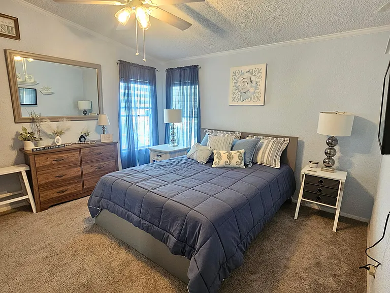 4328 Lakeview Dr N — Photo 13