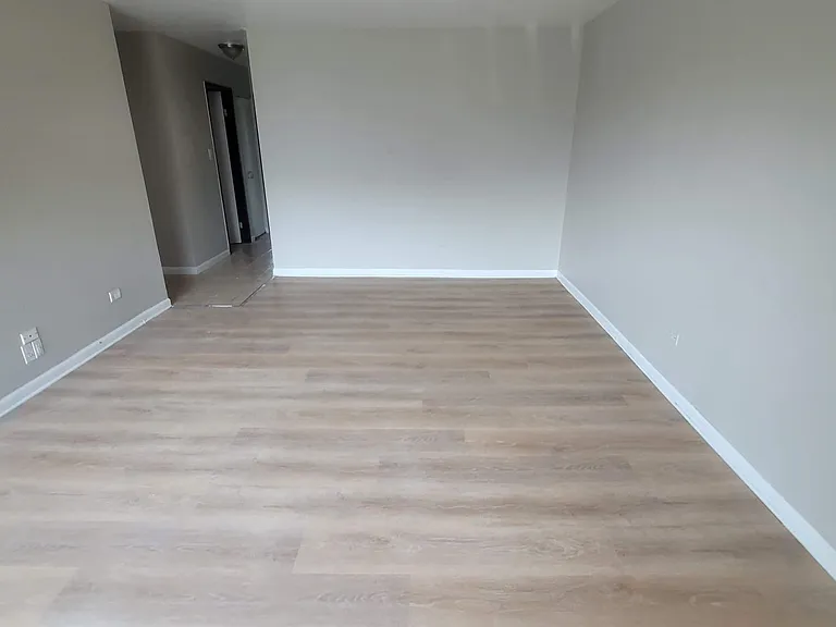 172 Classic Rd — Photo 1