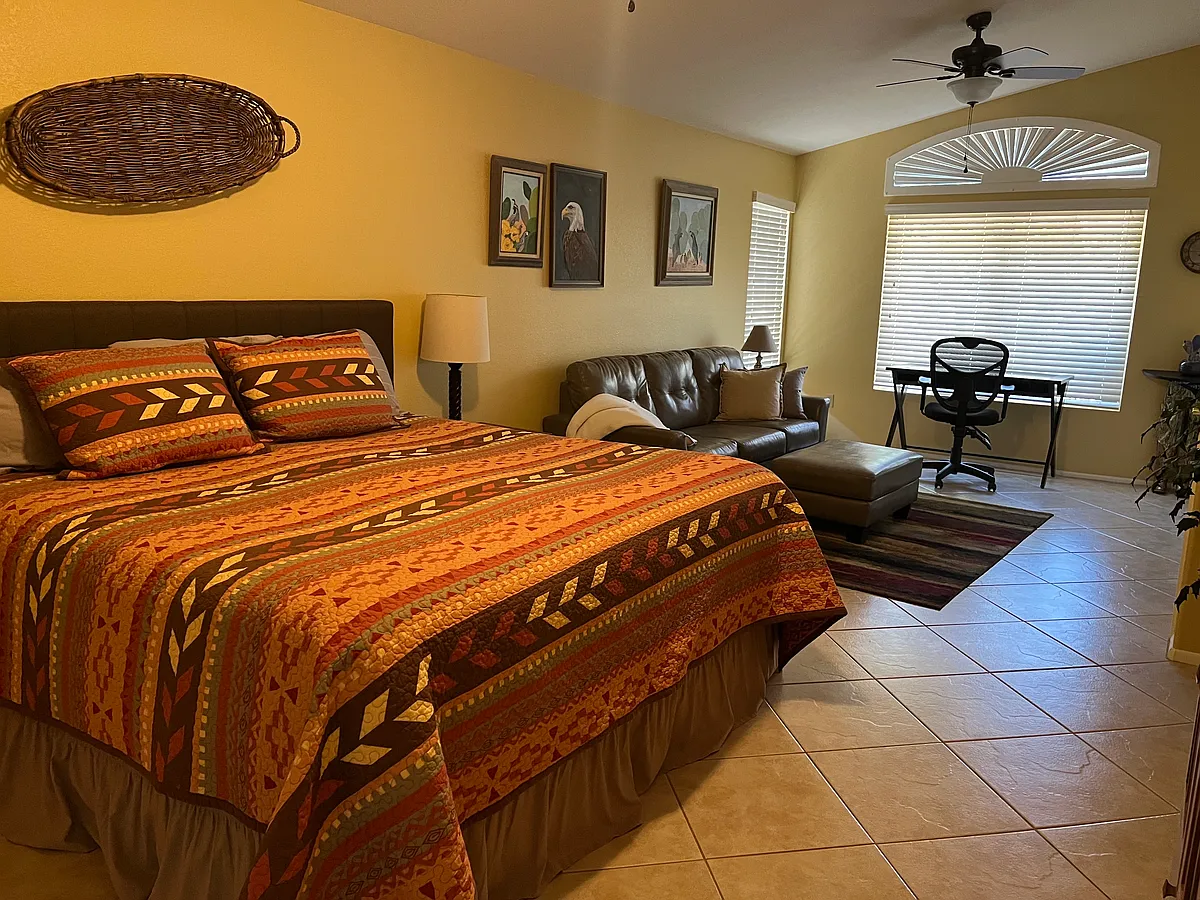 Building Photo - 13981 N Trade Winds Way