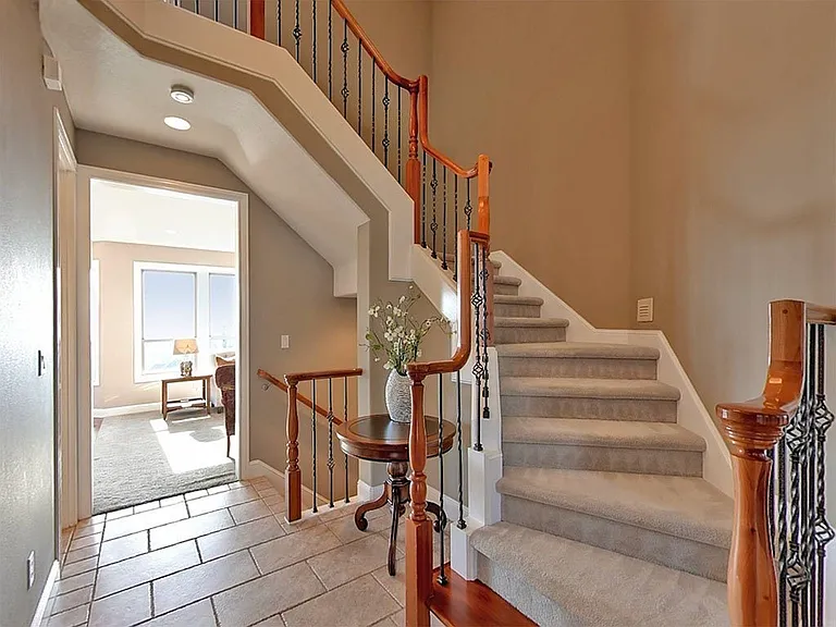 9948 NW Skyline Heights Dr — Photo 4