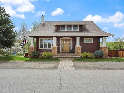 (Undisclosed Address), Dufur, OR, 97021