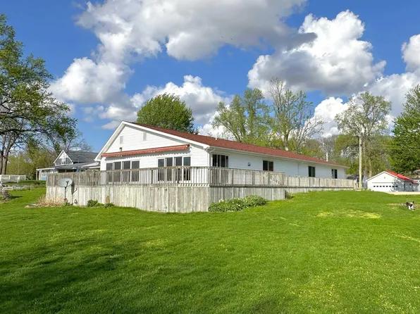 10592 C & Beach Dr #C, Monticello, IN 47960