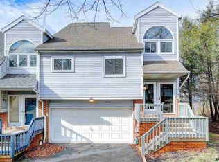 80 Greenleaf Rd, York, PA 17406