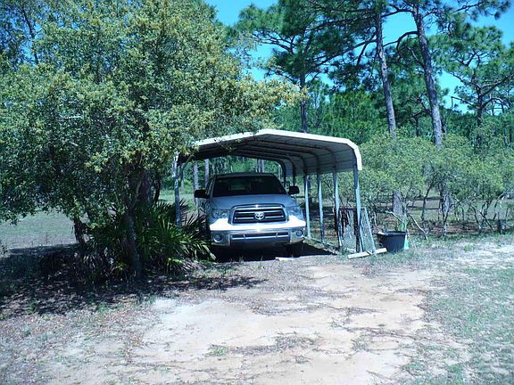 3rd image of 8988 Quail Roost Dr