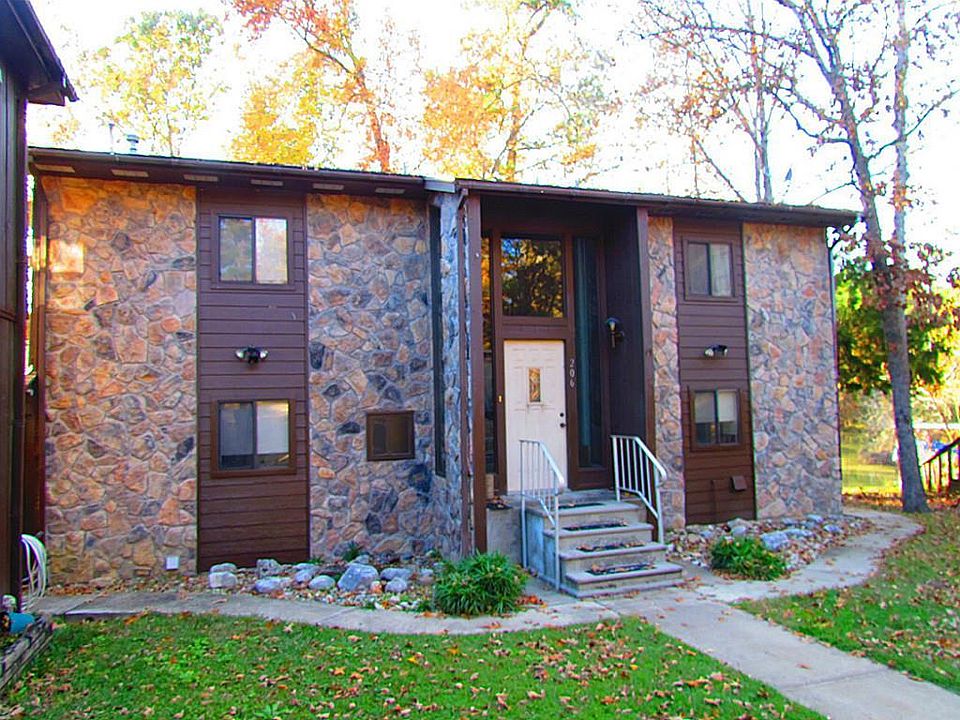 1st image of 206 W Village Cove Loop