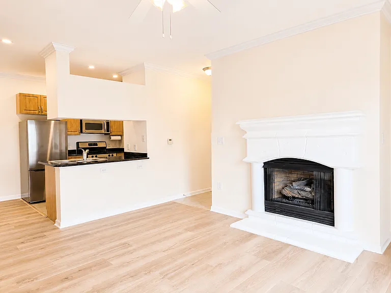 4405 Weatherington Ln — Photo 4
