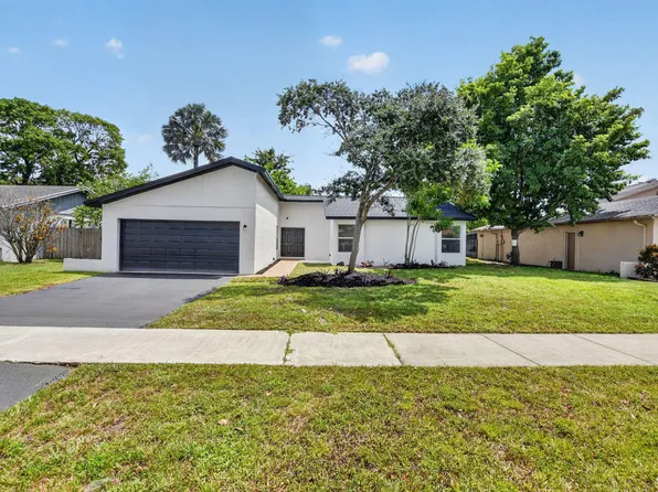 386 NW 40th Terrace, Deerfield Beach, FL 33442