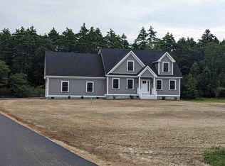 9 Bryson Ln, Lee, NH 03861