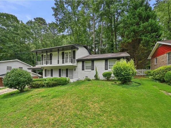 3422 Glenview Cir SW, Atlanta, GA 30331