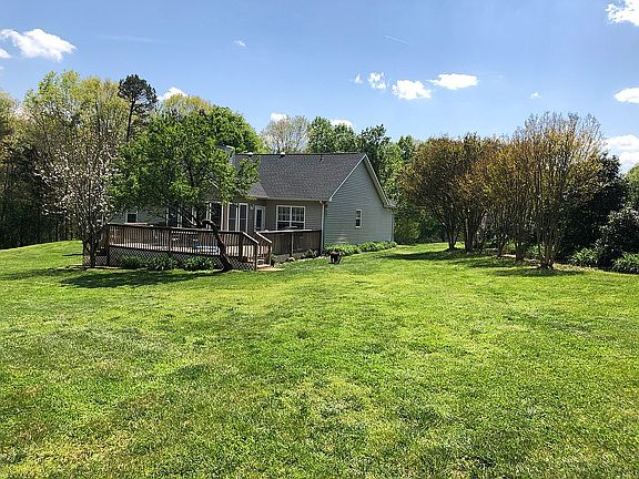 5th image of 4336 Claralee Ln