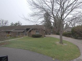 29685 Shelbourne Rd, Perrysburg, OH 43551