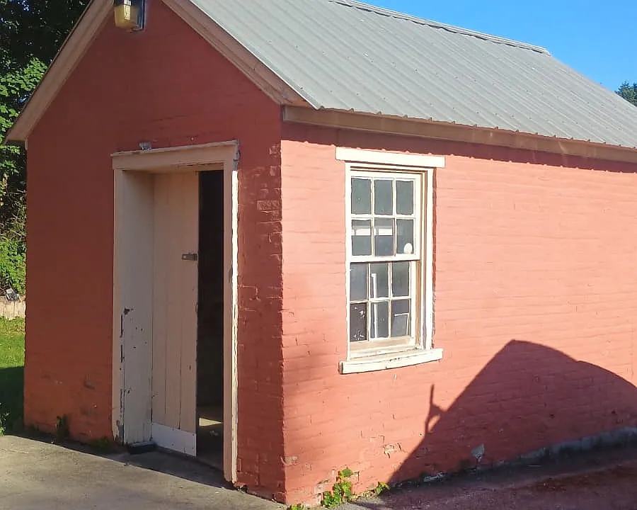 51 Old Bowers Rd #1