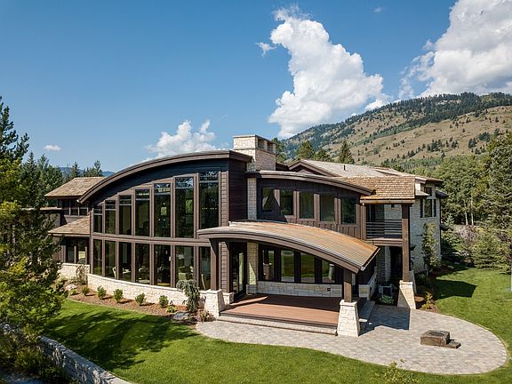 2nd image of 3240 N Teton Pines Dr
