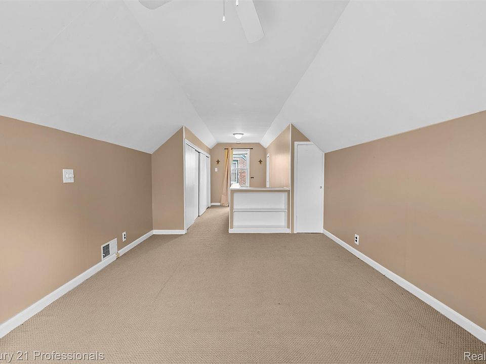 2712 N Vermont Ave, photo 21