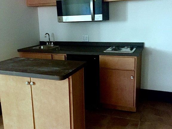 4th image of 2632 Eden Ave APT 10