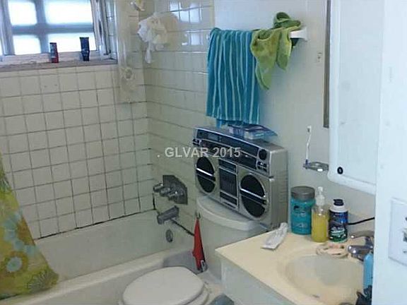 4th image of 1516 Teton St