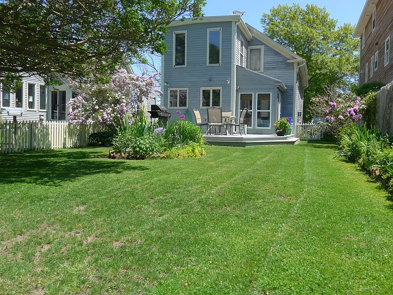 7 Clinton St — Photo 2