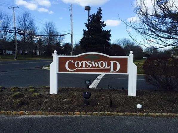 79 Cotswold Cir, Ocean, NJ 07712
