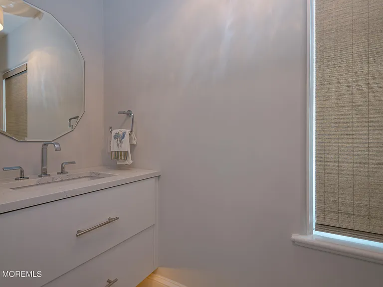 112 Passaic Ave — Photo 20