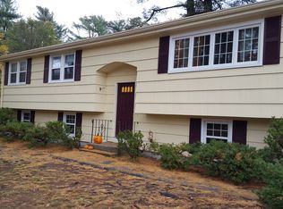 86 Springwood Ave, Stoughton, MA 02072