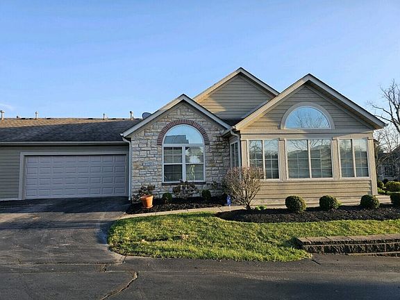 4th image of 9124 Royal Oak Ln