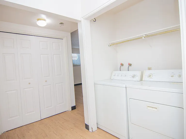 2026 S Orchard Dr — Photo 9