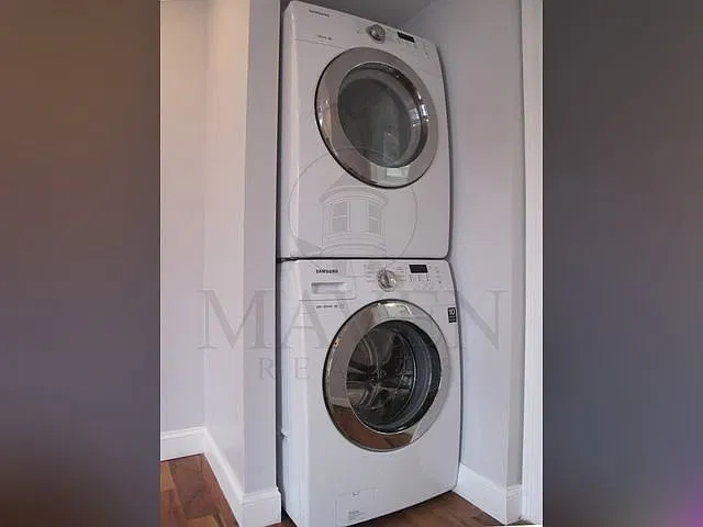 2 bed, $2,900 — Photo 3