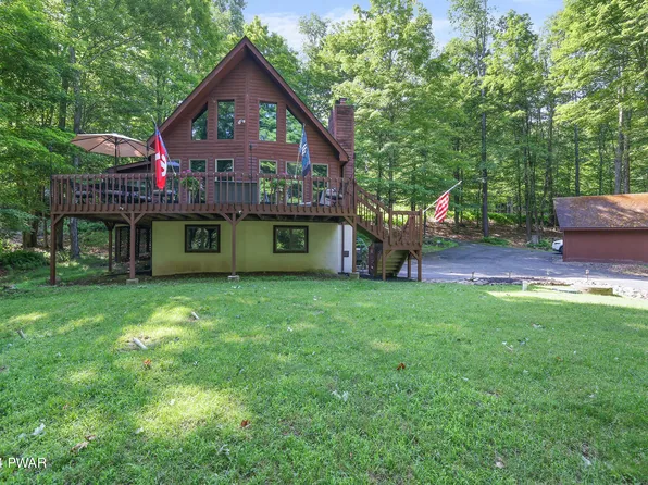 137 Tanbark Dr, Greentown, PA 18426