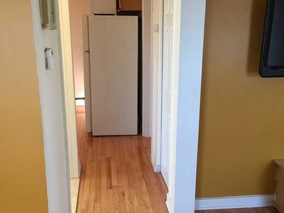 4th image of 35 Prescott St #1