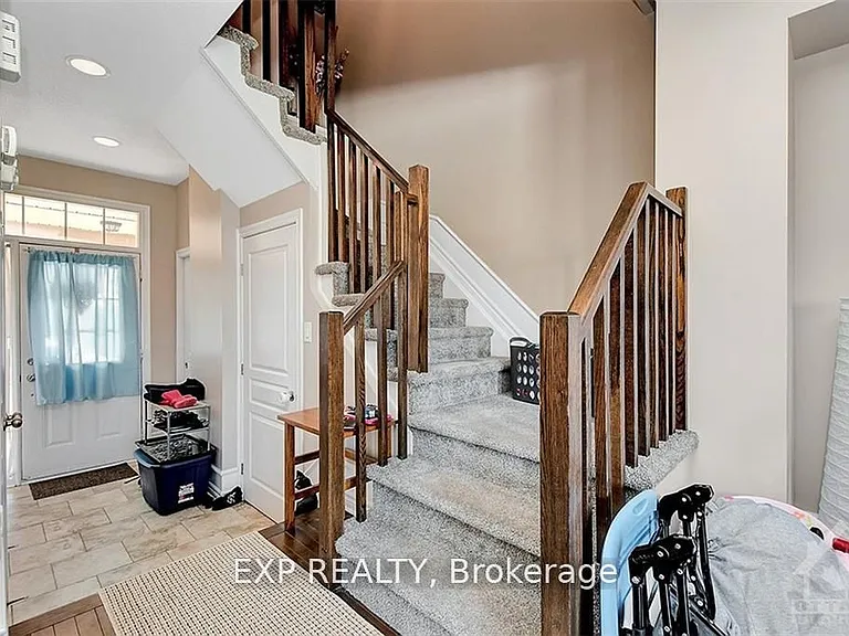 535 Salzburg Dr — Photo 3