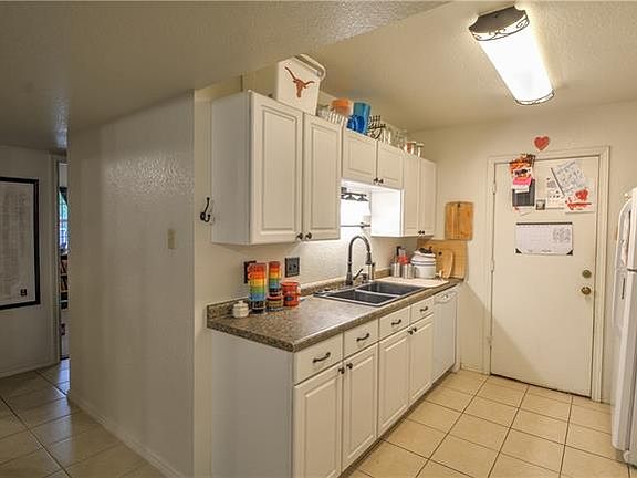 4th image of 416 Bentwood Dr