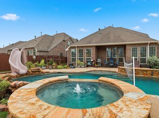 412 Dominion Dr, Euless, TX 76039