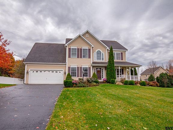 3rd image of 3 Thyme Cir