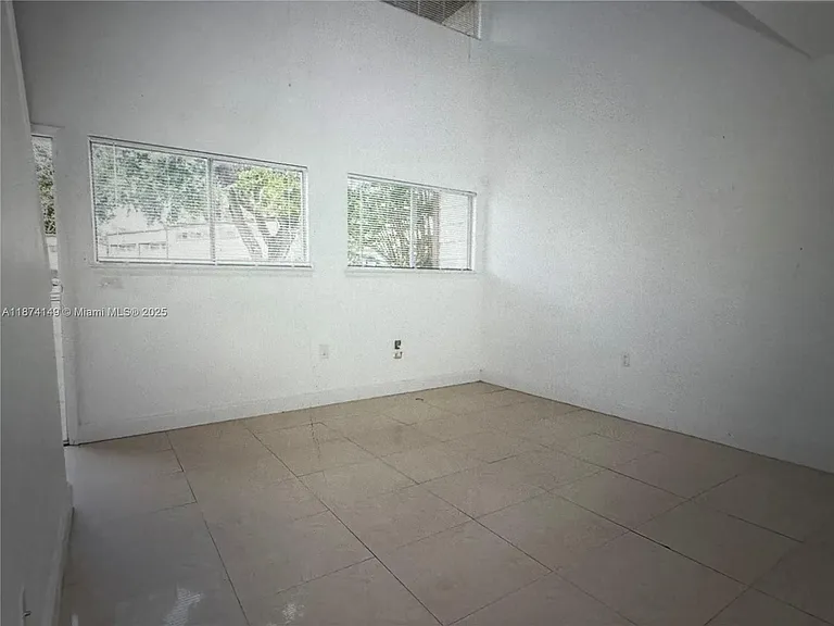 3984 Crayrich Cir #C-5 — Photo 13
