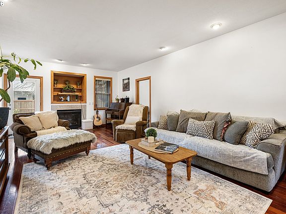 5th image of 970 T St