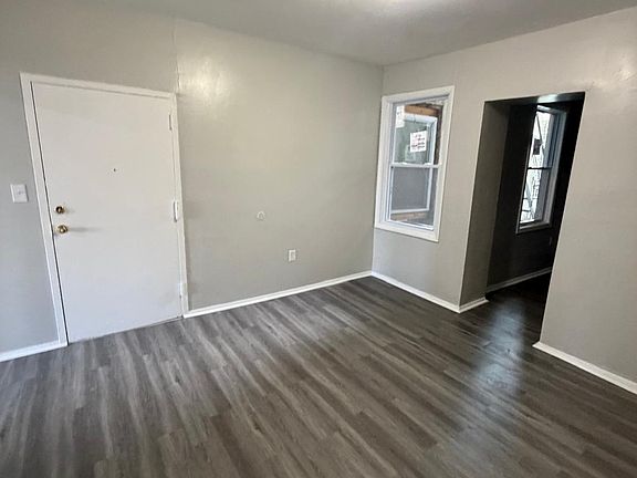 4th image of 520 Broadway #2B