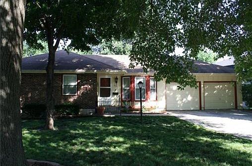 1st image of 211 SE Claremont St