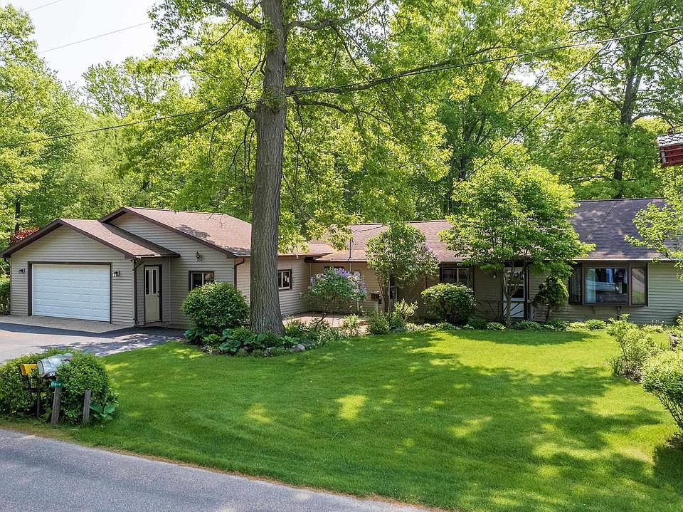 2819 BIRON DRIVE EAST, Wisconsin Rapids, WI 54494 Zillow