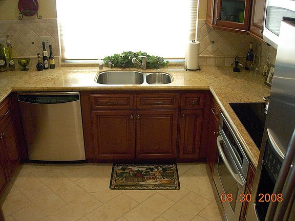 Granite & Stainless Kitchen
