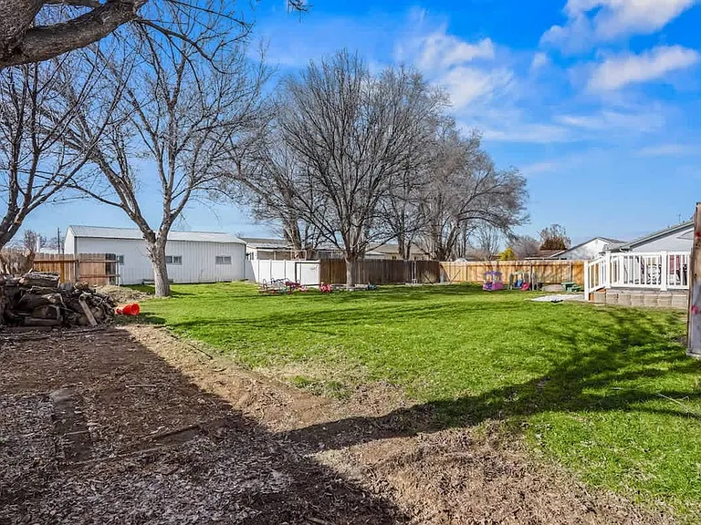 1619 Ruby Ct #ID1460929P — Photo 38