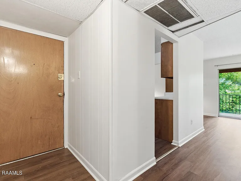 131 Butcher St #C — Photo 10