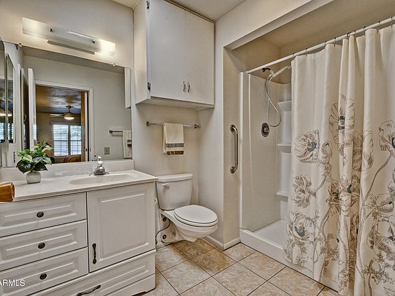 5th image of 10514 W Palmeras Dr
