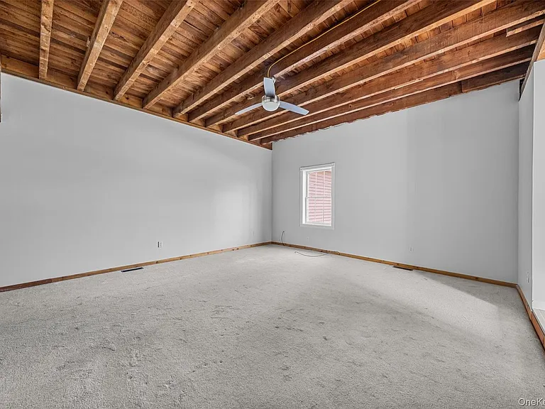 1-18 Willow Way #7 — Photo 12
