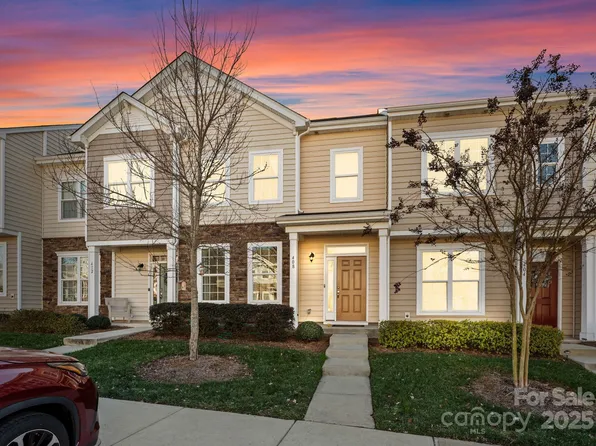 408 Spring Gardens Dr, Belmont, NC 28012