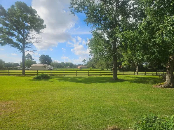 7340 Avenue P, Santa Fe, TX 77510