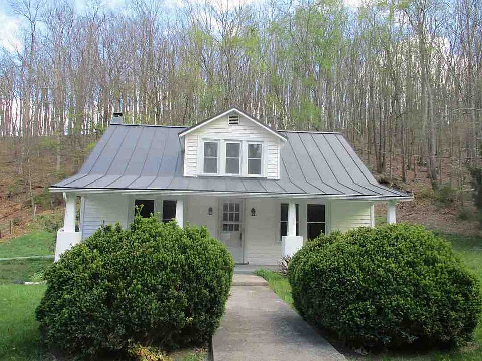 1st image of 771 Arkansaw Rd