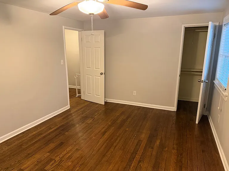 901 Saint Marys St — Photo 10